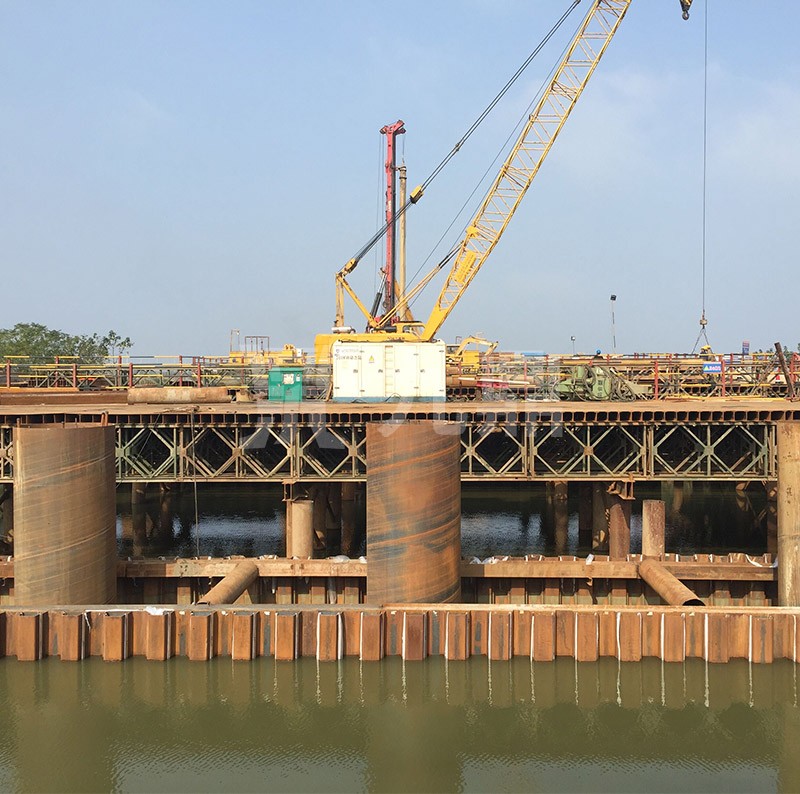 武漢(han)市(shi)政(zheng)路橋-天河(he)機(ji)場S9標(biao)段3鋼平檯(tai)